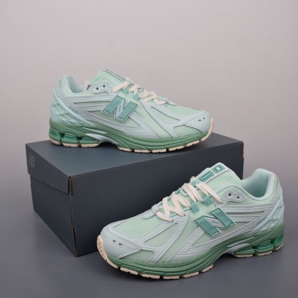 New Balance Shoes - New Balance 1906 Mesh Sneaker Loght Green